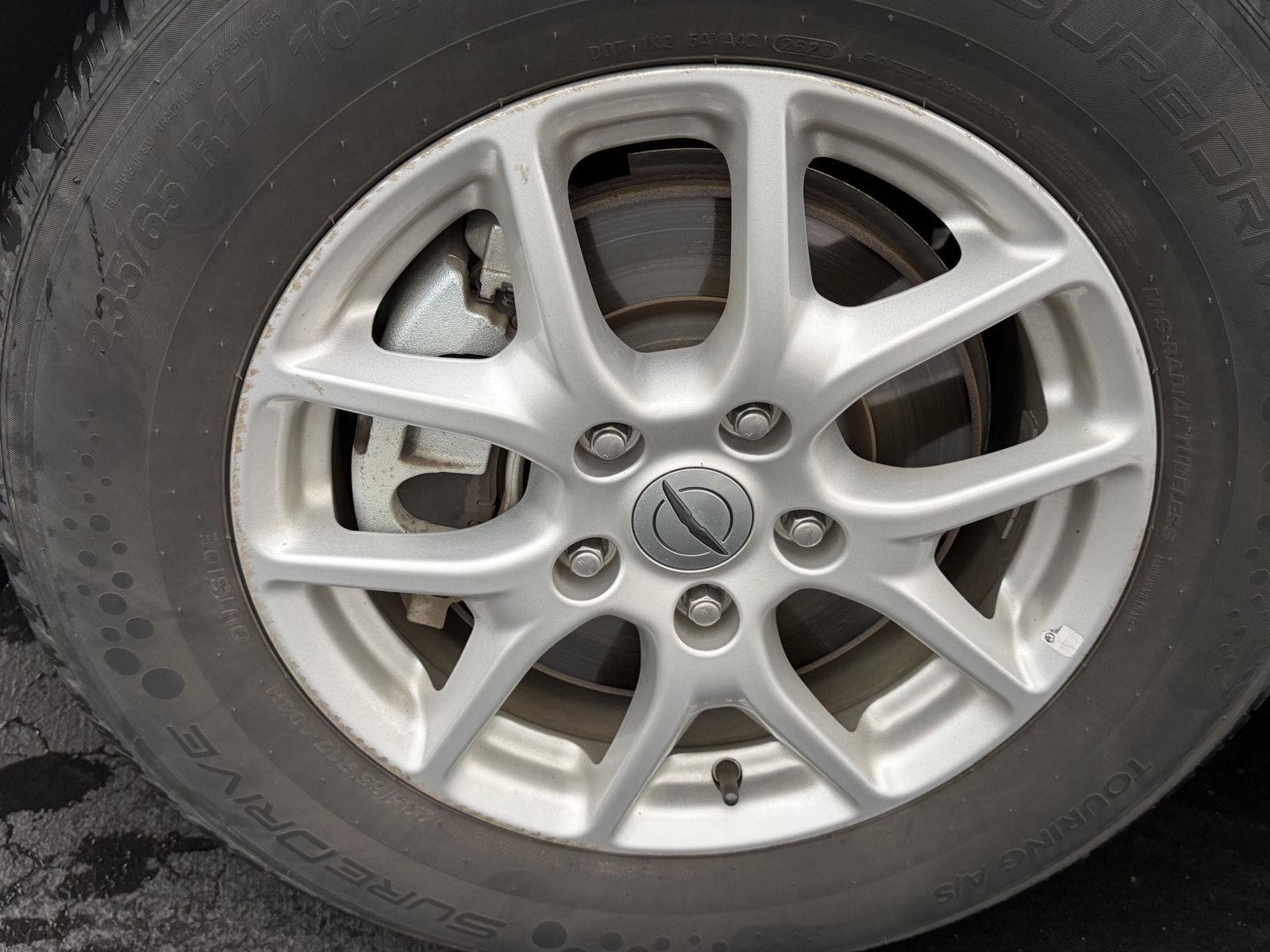 Used 2023 Bright White Clearcoat Chrysler Touring L image 48