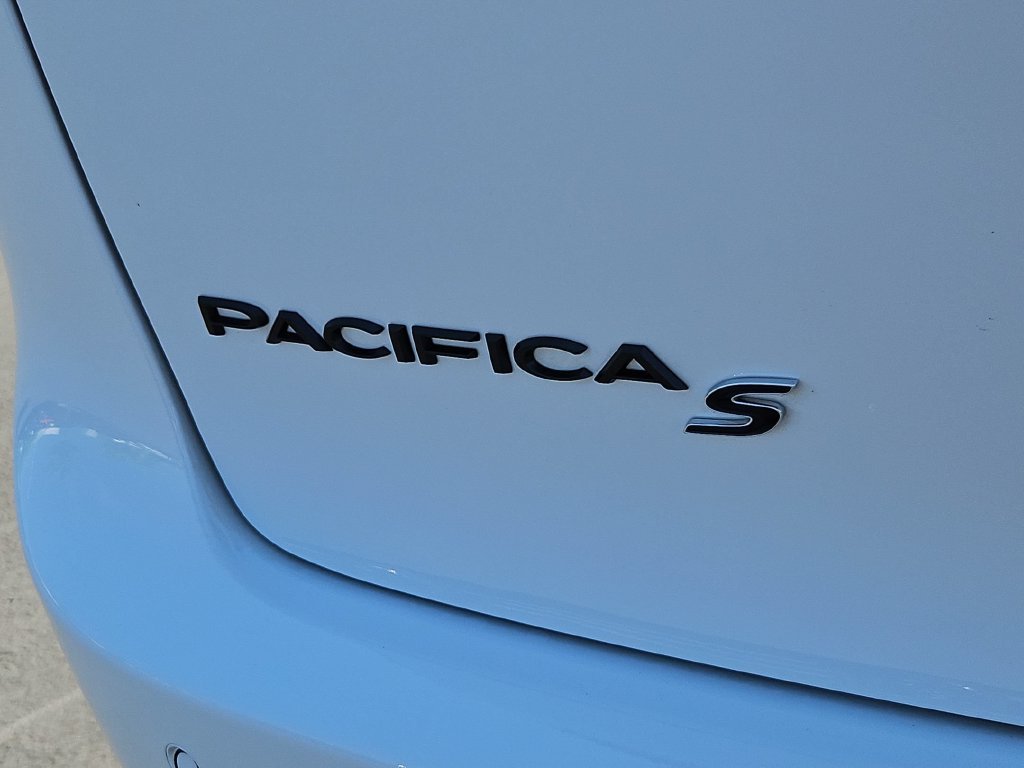 2026 Chrysler Pacifica Select - Photo 26