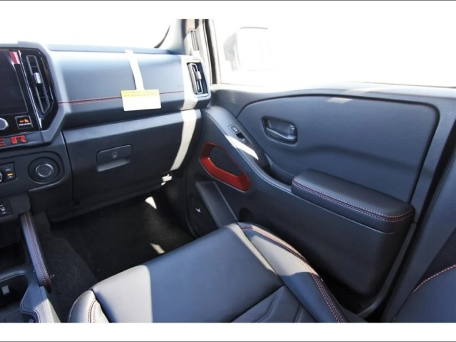 2026 Nissan Frontier Crew Cab PRO-X® - 5