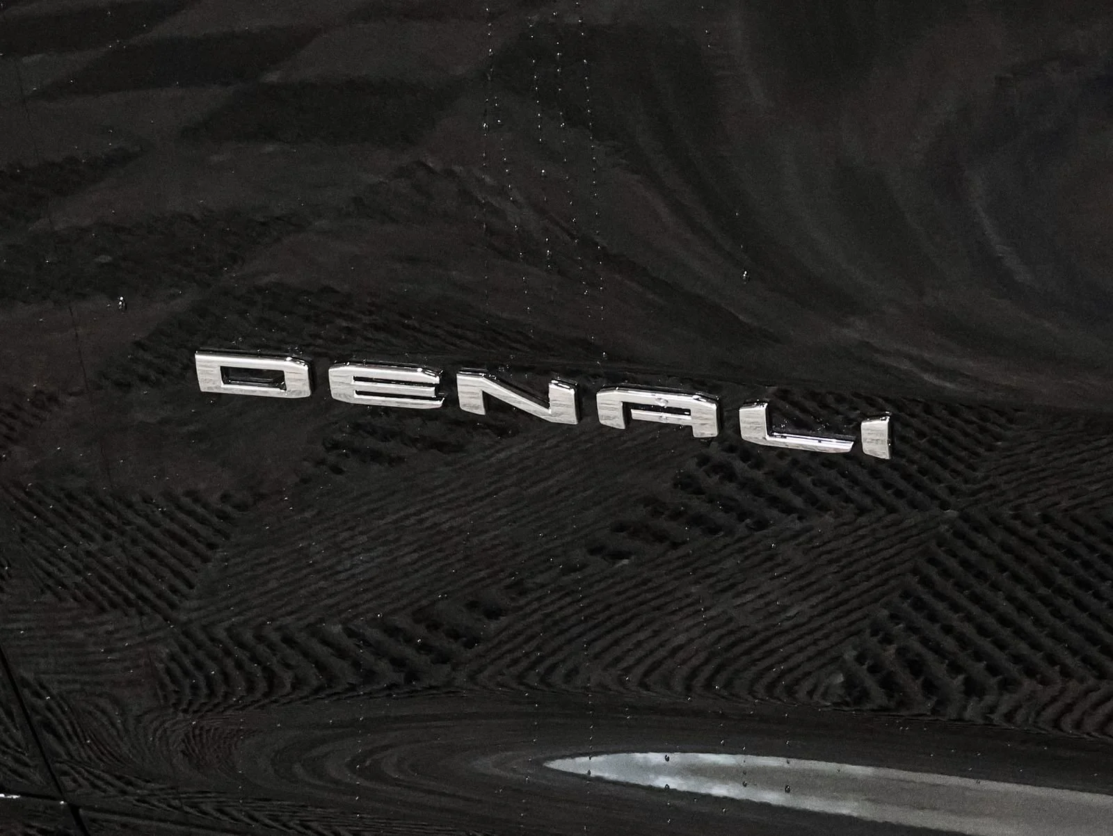 New 2026 Ebony Twilight Metallic GMC Denali image 17