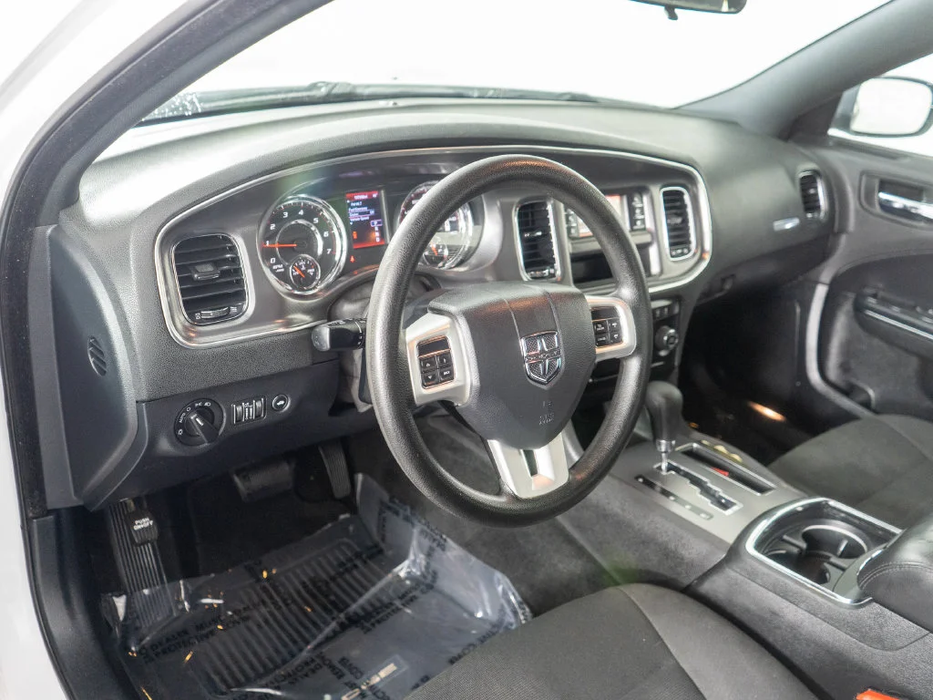 2014 Dodge Charger SE - Photo 13