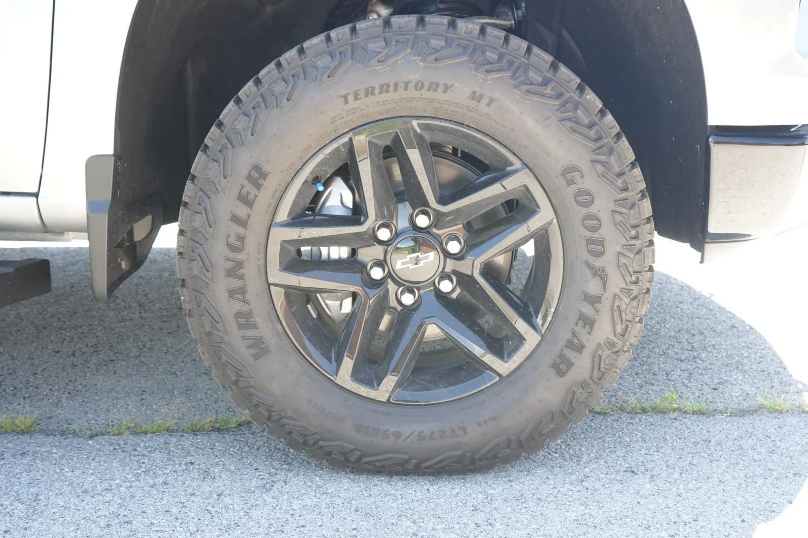 New 2026 Sterling Gray Metallic Chevrolet Custom Trail Boss image 14