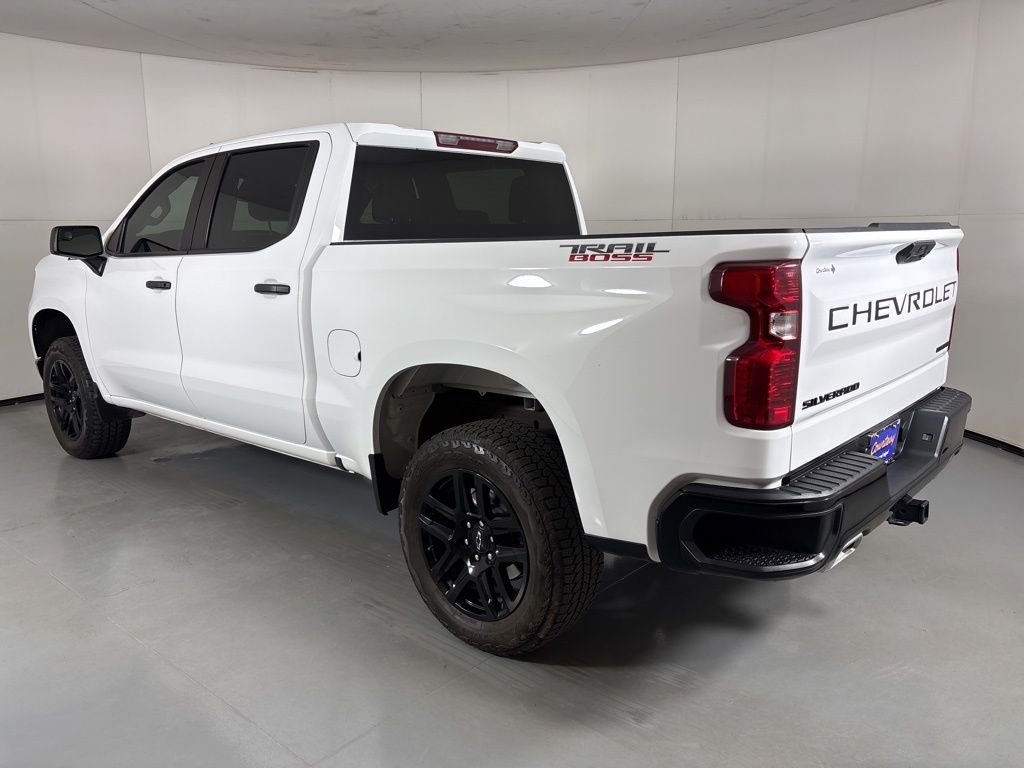 2024 Chevrolet Silverado 1500 Custom - Photo 6