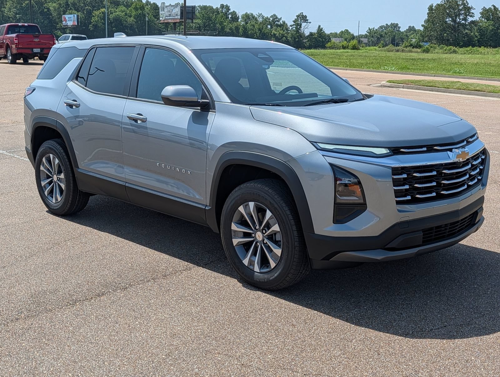 2027 Chevrolet Equinox LT - Photo 3