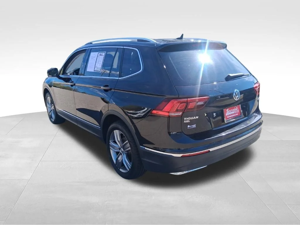 Used 2021 Black Volkswagen  image 3