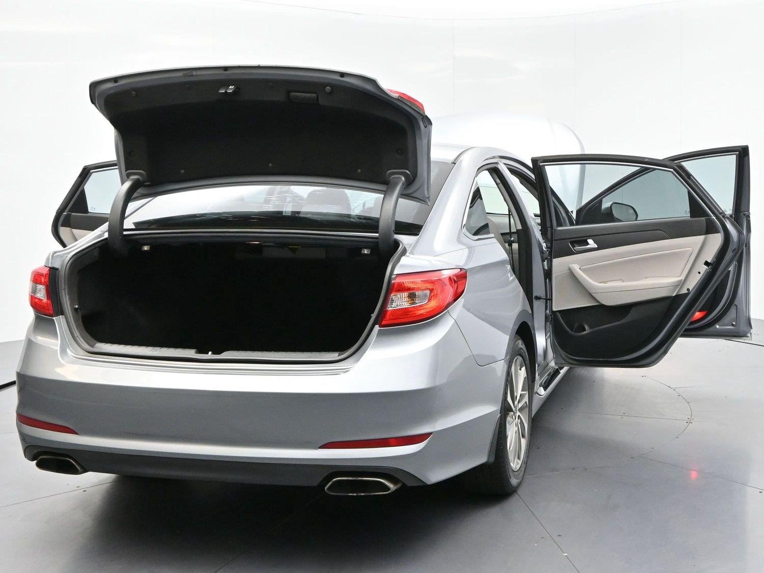 Used 2016 Symphony Silver Hyundai 2.4L Sport image 38