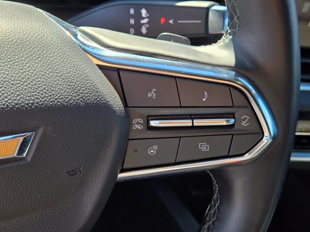 Used 2025 Sterling Gray Metallic Chevrolet LT image 20