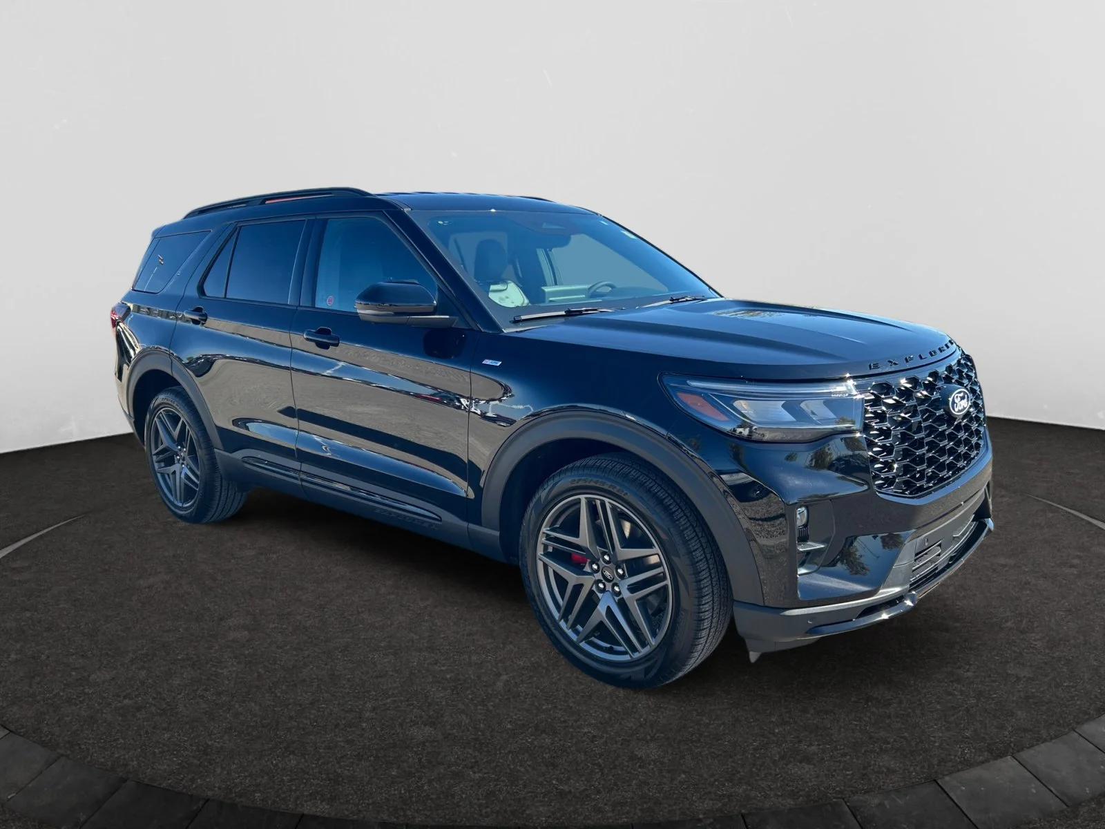 New 2027 Agate Black Metallic Ford ST-Line image 7