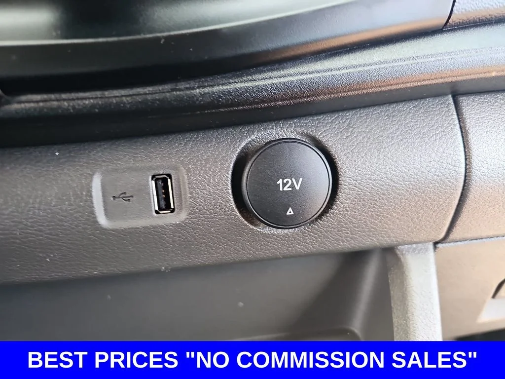 Used 2025 White Ford Base image 23