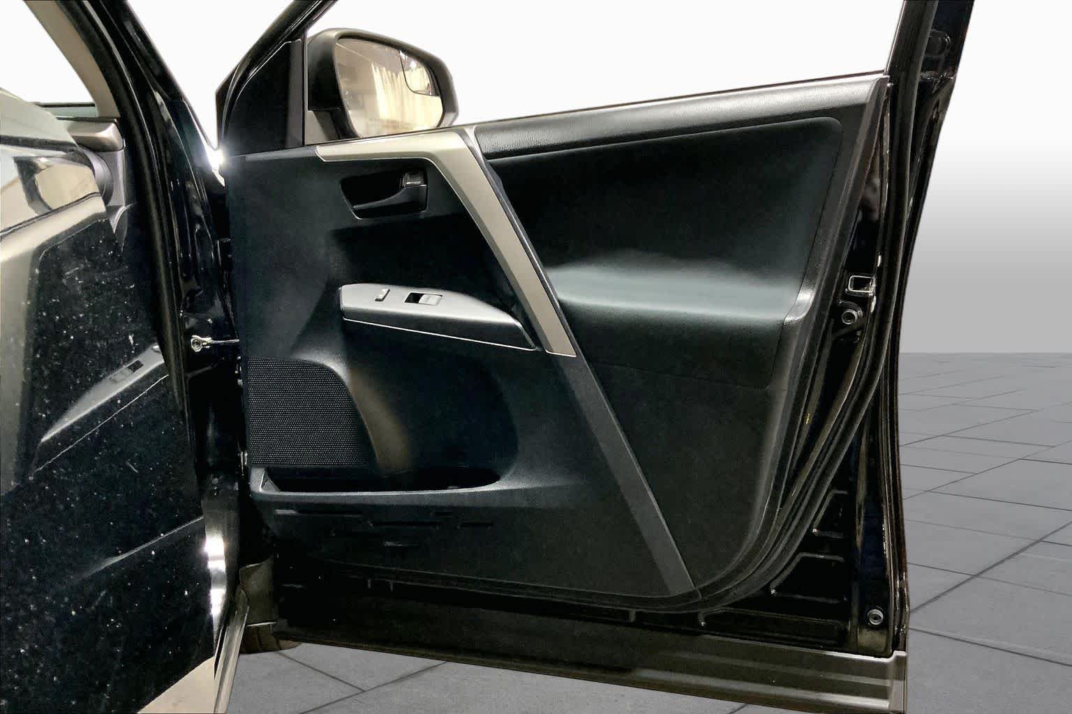 Used 2016 Black Toyota LE image 23