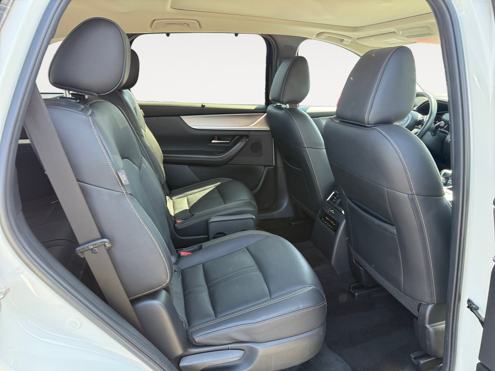Certified Used 2024 White Mazda Premium image 18
