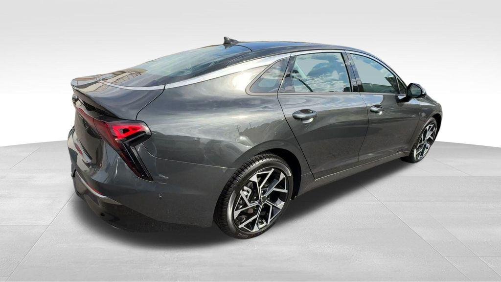 2025 Kia K5 EX - Photo 10