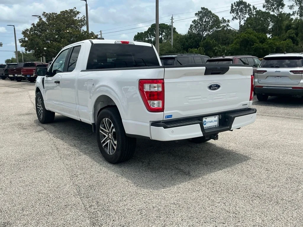 Used 2023 White Ford XL image 11