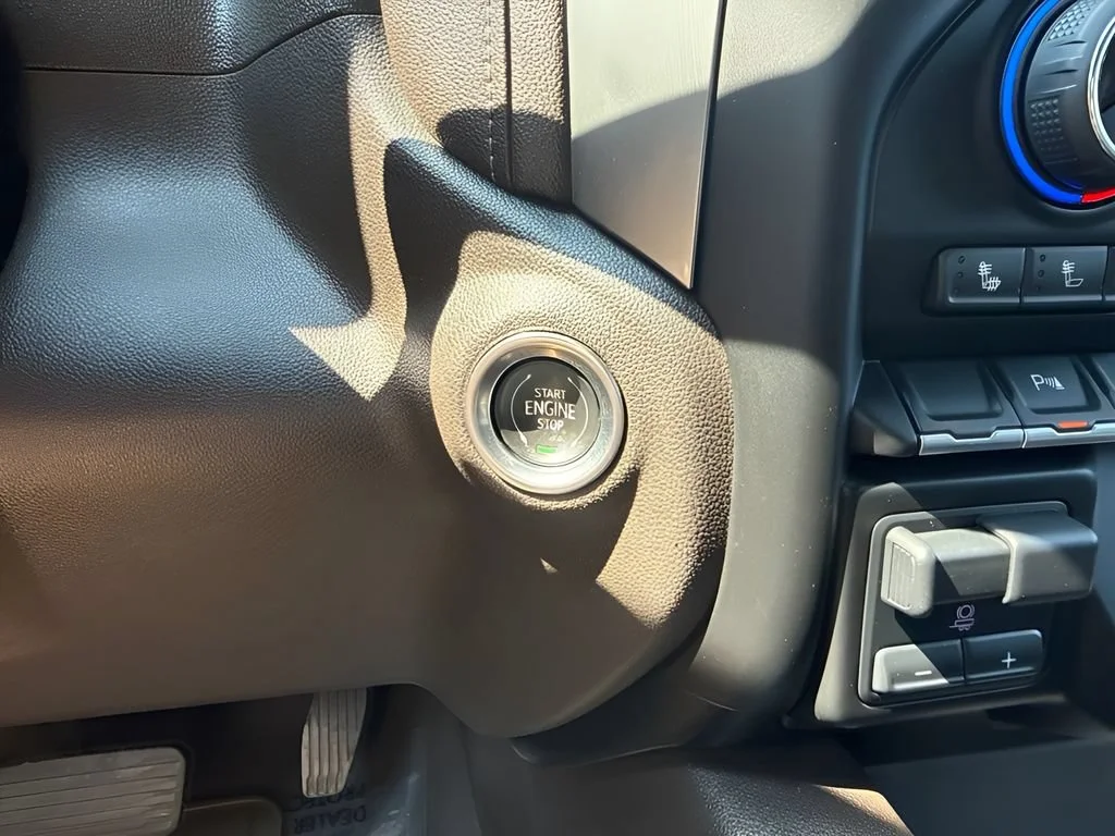 Used 2020 SUMMIT WHITE Chevrolet LTZ image 22