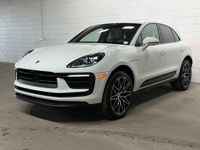 2026 Porsche Macan 