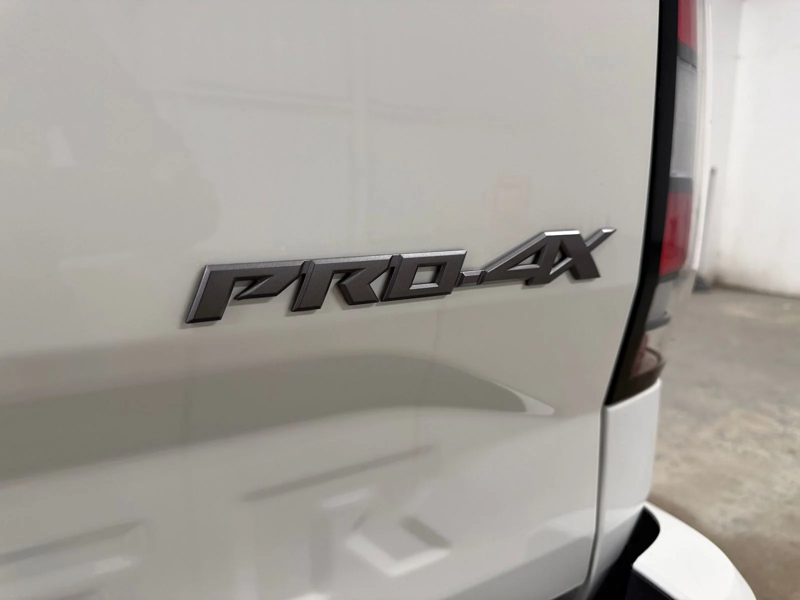 Used 2023 White Nissan PRO-4X image 9