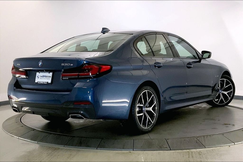 Certified Used 2023 Arctic Race Blue Metallic BMW  image 12