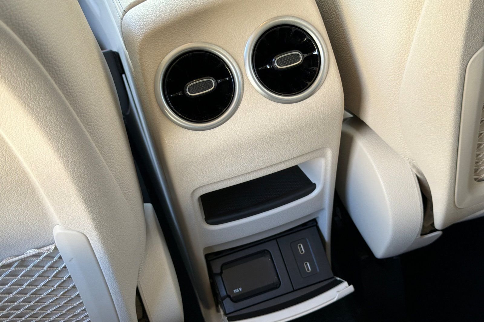 Certified Used 2026 White Mercedes-Benz GLA 250 image 32