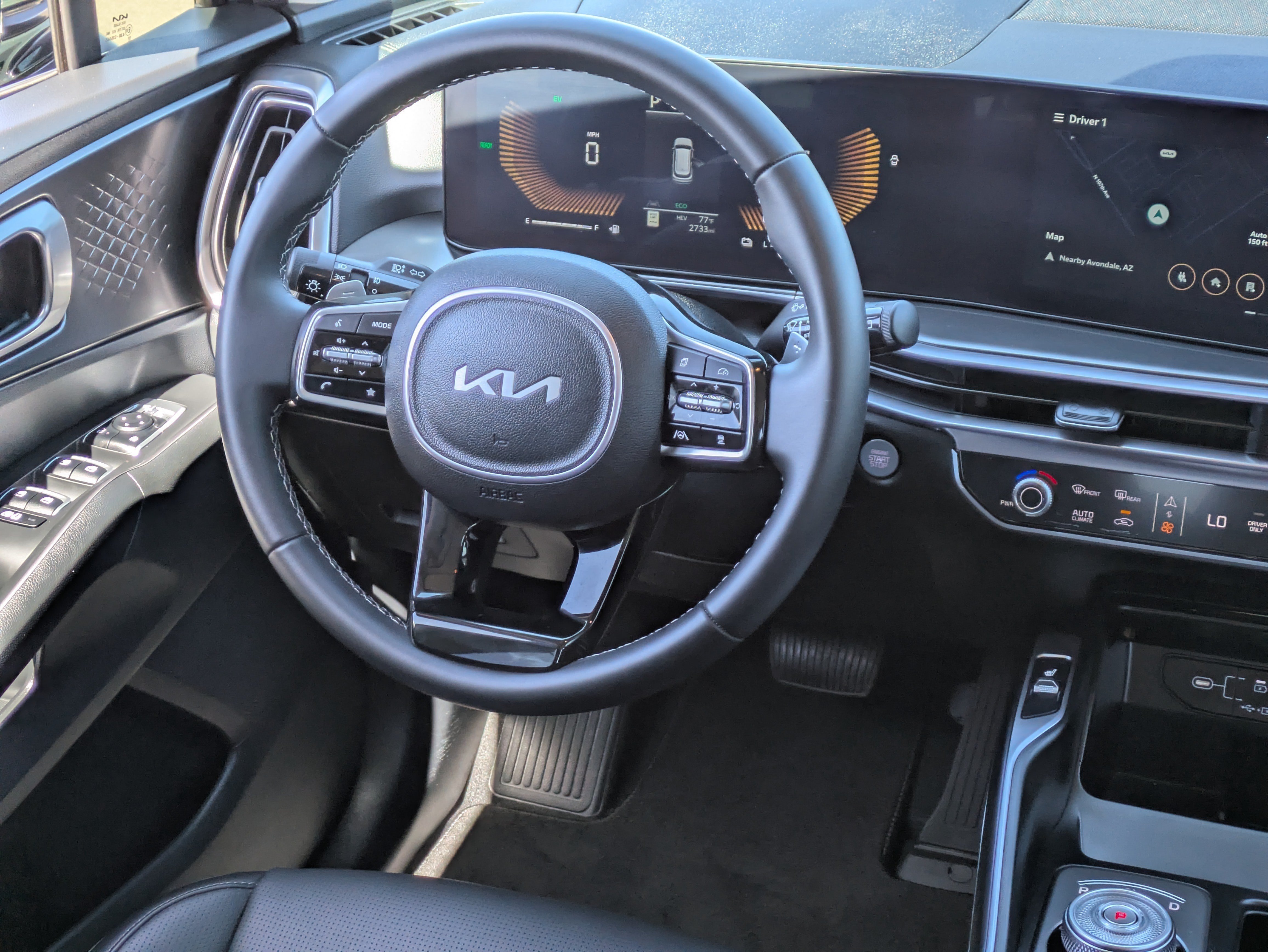 Used 2025 Cityscape Green Kia EX image 16