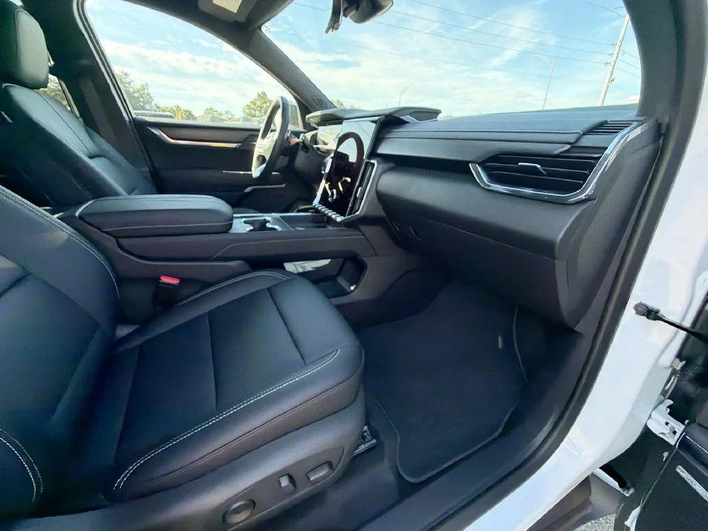 2026 GMC Acadia Elevation - Photo 32
