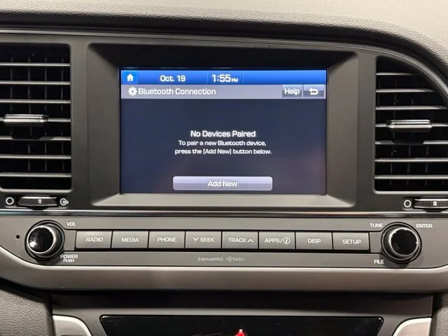 Used 2018 White Hyundai SEL image 26