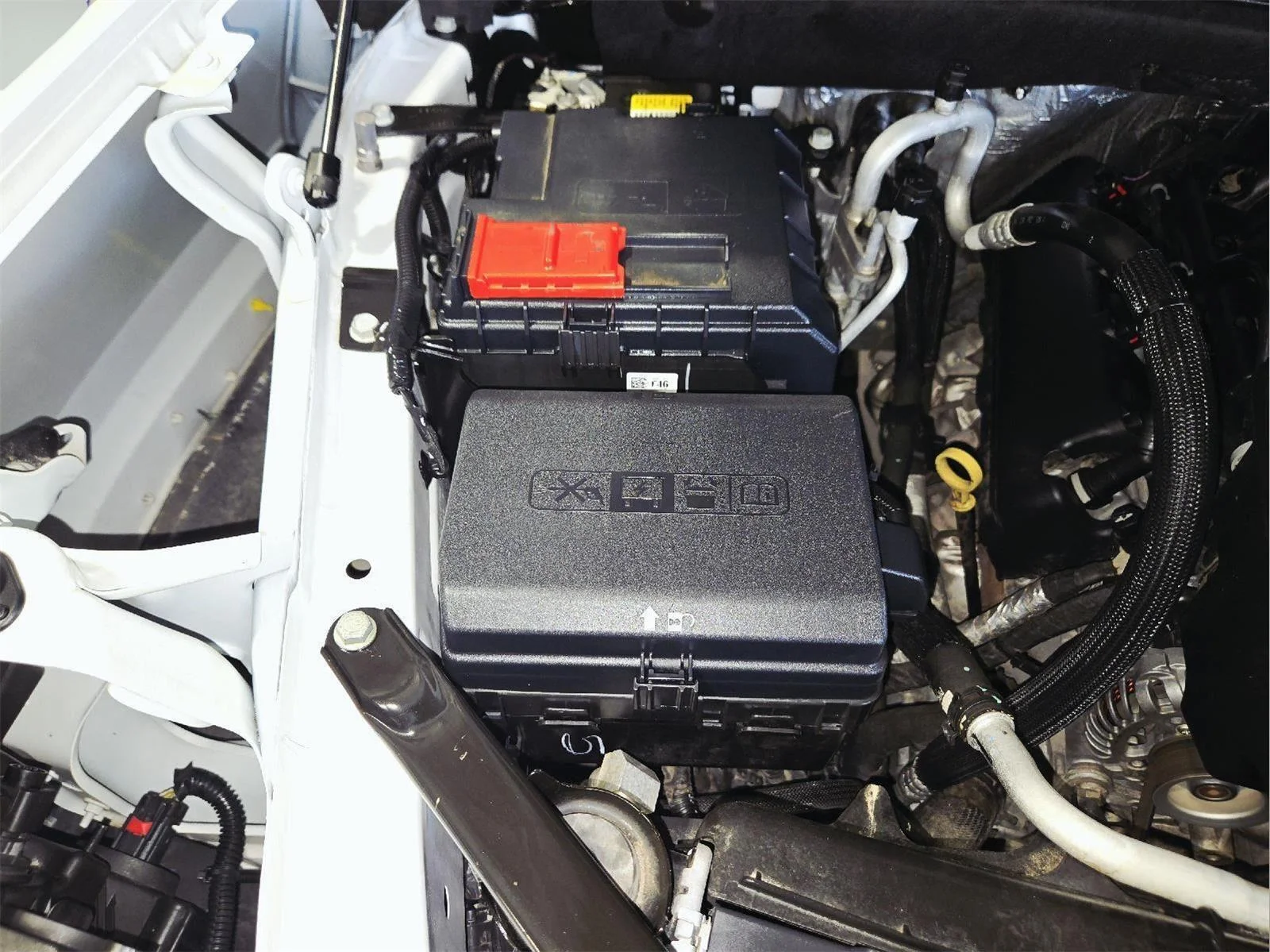 Used 2021 Summit White GMC Elevation image 60