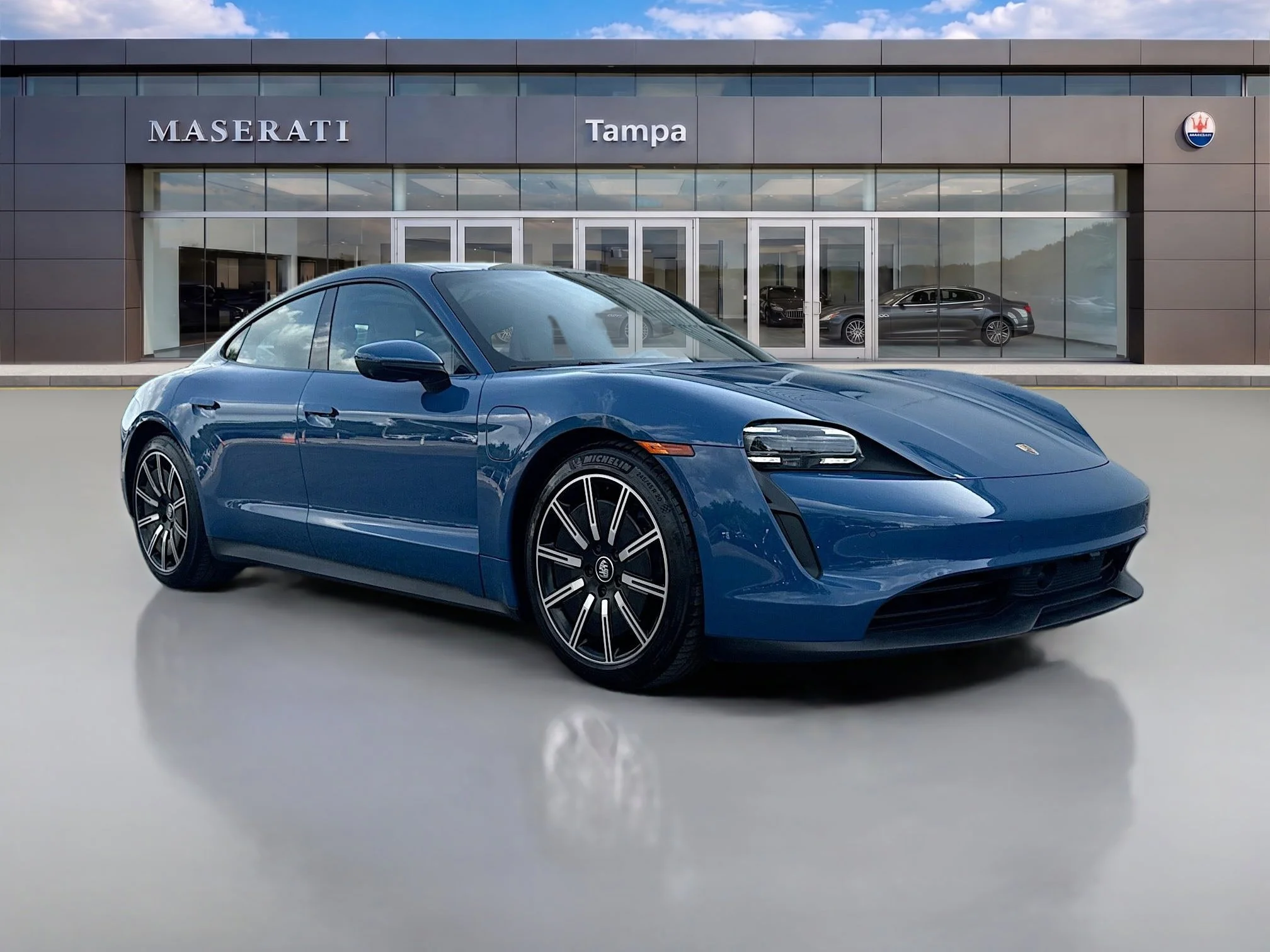 2022 Porsche Taycan Base