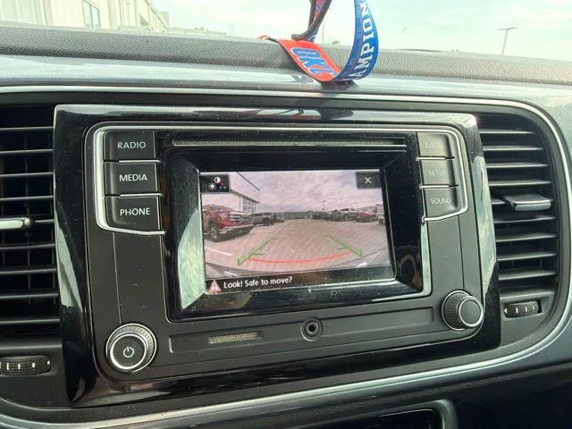 Used 2017 Gray Volkswagen 1.8T S image 12