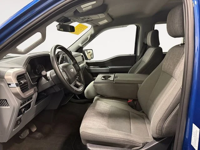 Used 2023 Blue Ford XLT image 9