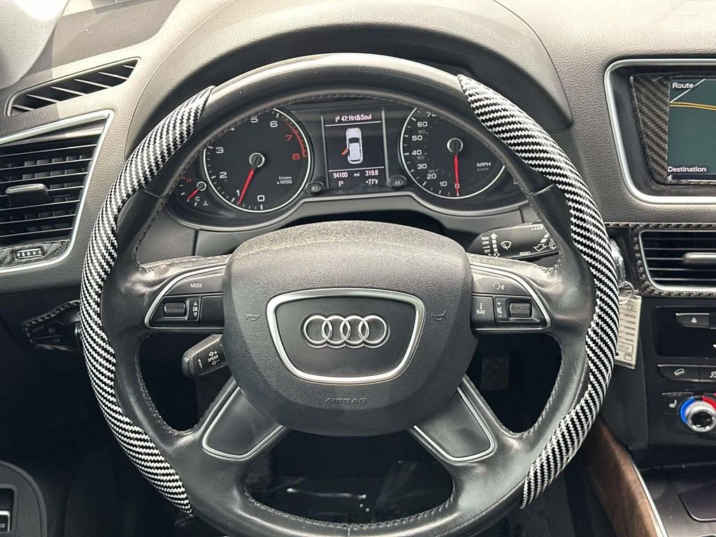 Used 2016 Silver Metallic Audi 2.0T Premium image 21