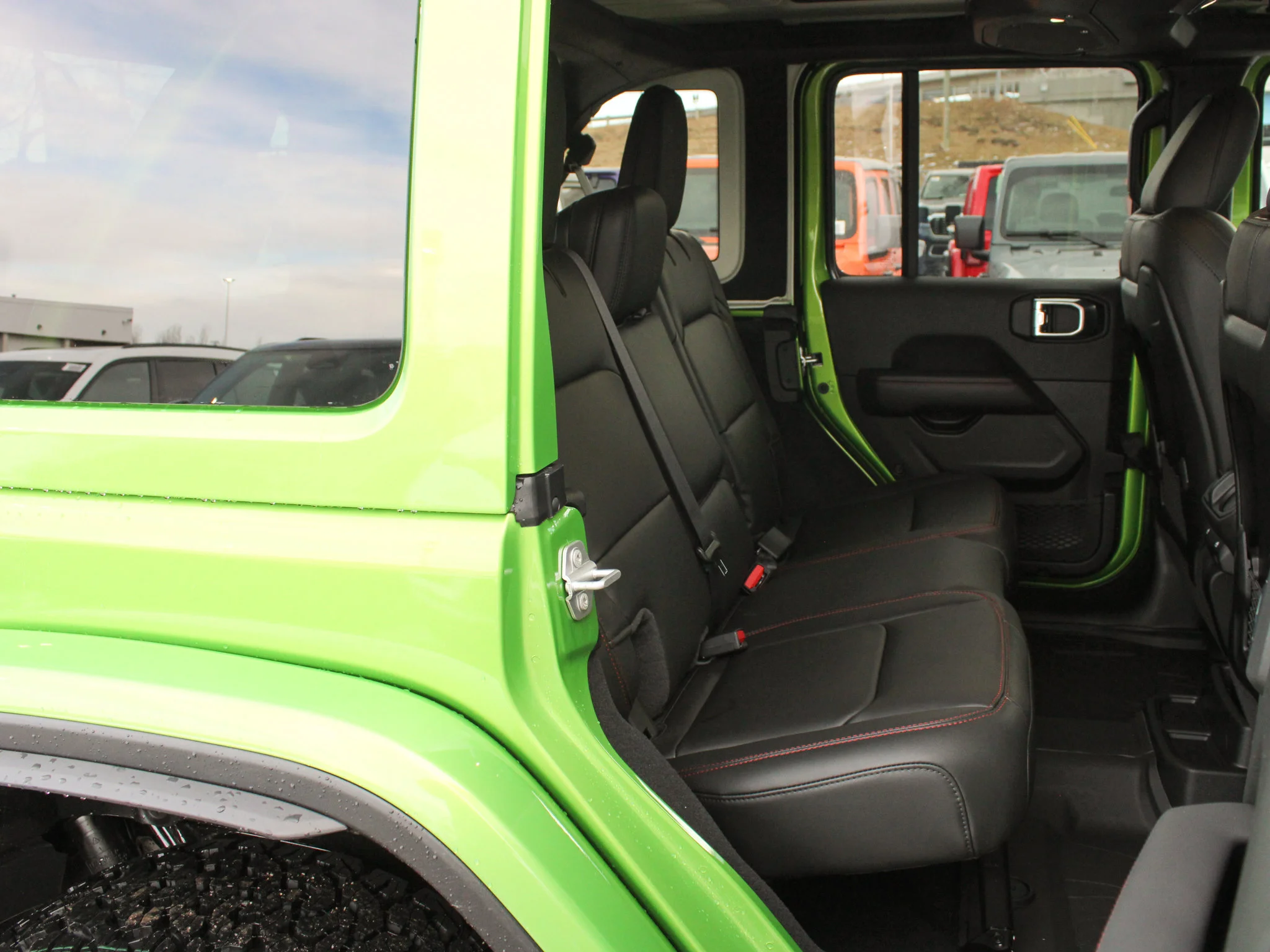 New 2026 mojito Jeep Rubicon X* 4 Door 4x4, 35 Inch Tires, 4.56 Rear Axle Ratio, Steel Bumpers image 11
