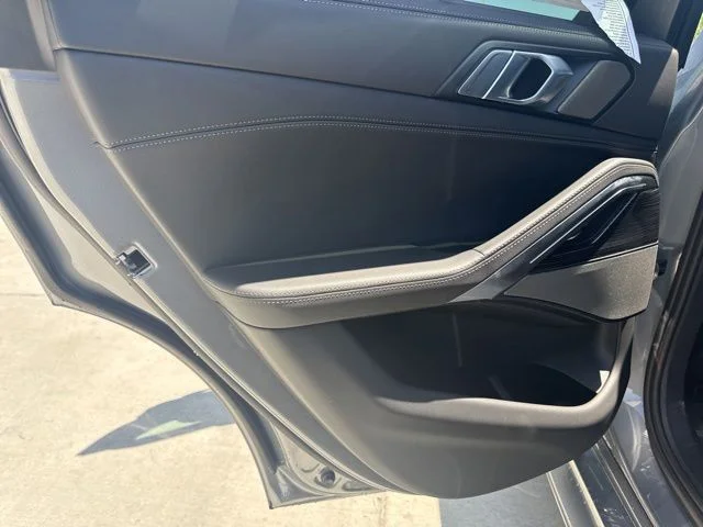 New 2027 Skyscraper Grey Metallic BMW xDrive40i image 14