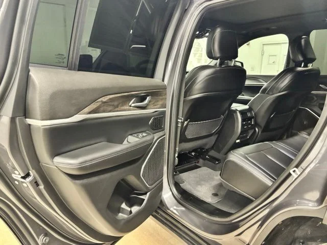Used 2026 Gray Jeep Limited image 18