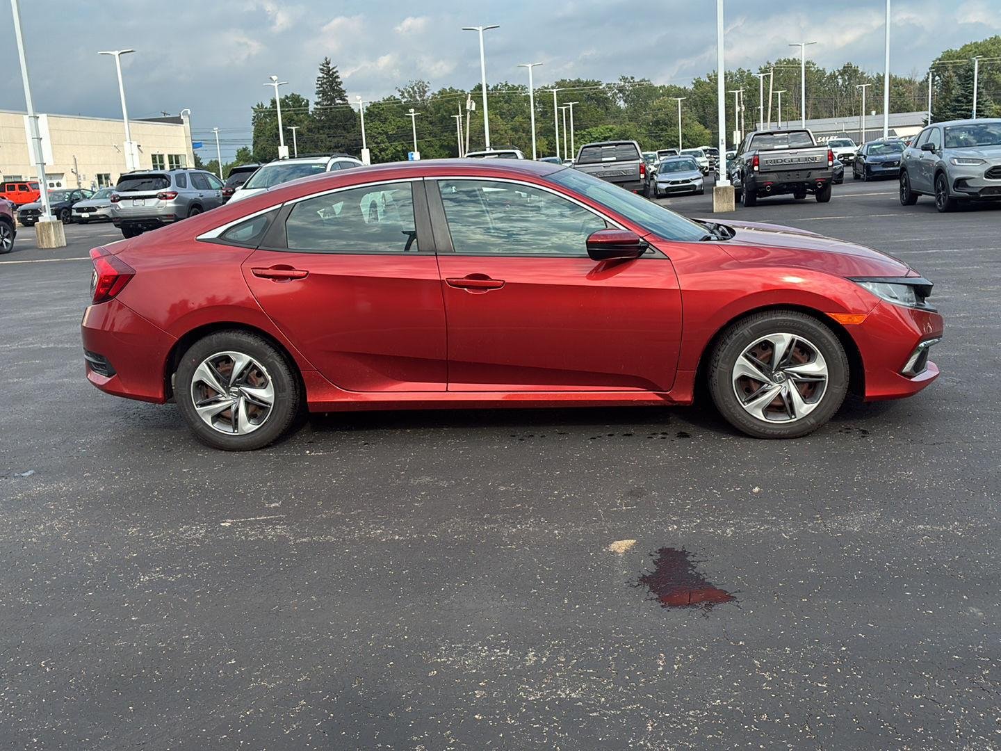 Used 2021 Molten Lava Pearl Honda LX image 17