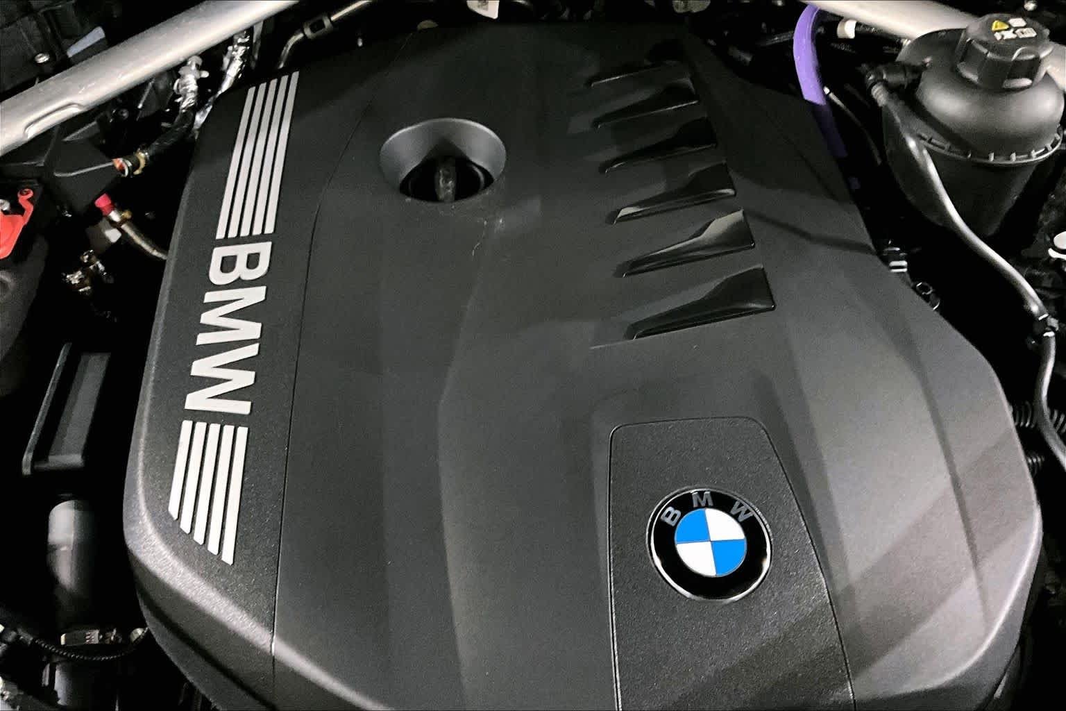 Used 2026  BMW xDrive40i image 30