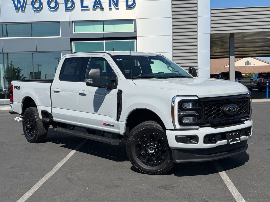 New 2026 Avalanche Ford F-250® XLT image 2