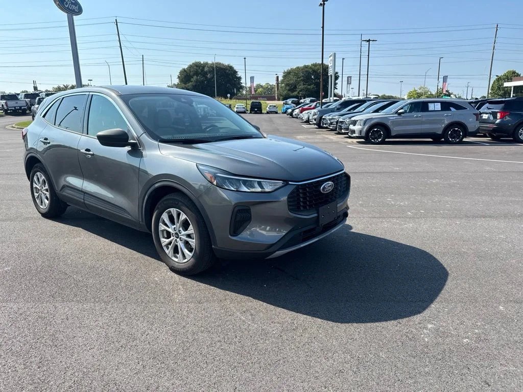 Used 2024 Gray Ford Active image 1