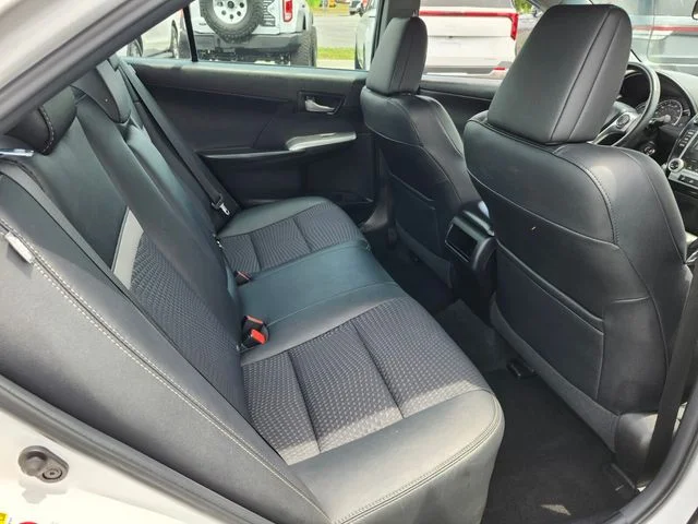 Used 2014 White Toyota SE image 22