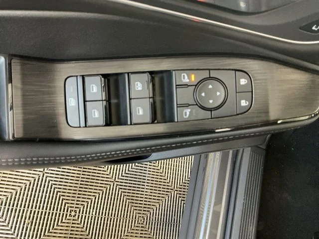 New 2026 Gray Nissan Platinum image 10
