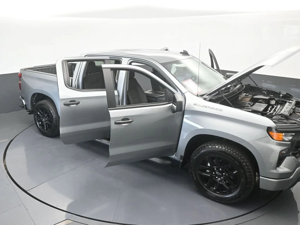 Used 2025 Sterling Gray Metallic Chevrolet Custom image 63