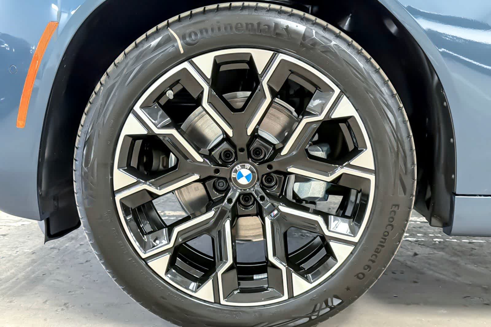 New 2026 Arctic Race Blue Metallic BMW 30 xDrive image 25