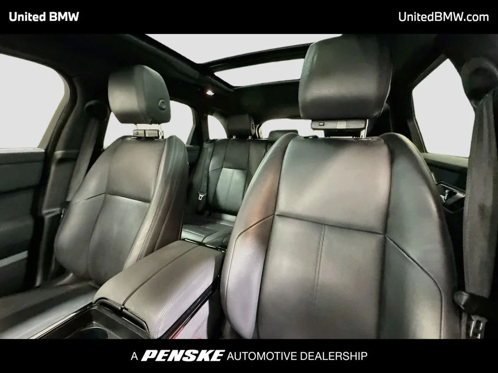 Used 2024  Land Rover Dynamic SE image 12
