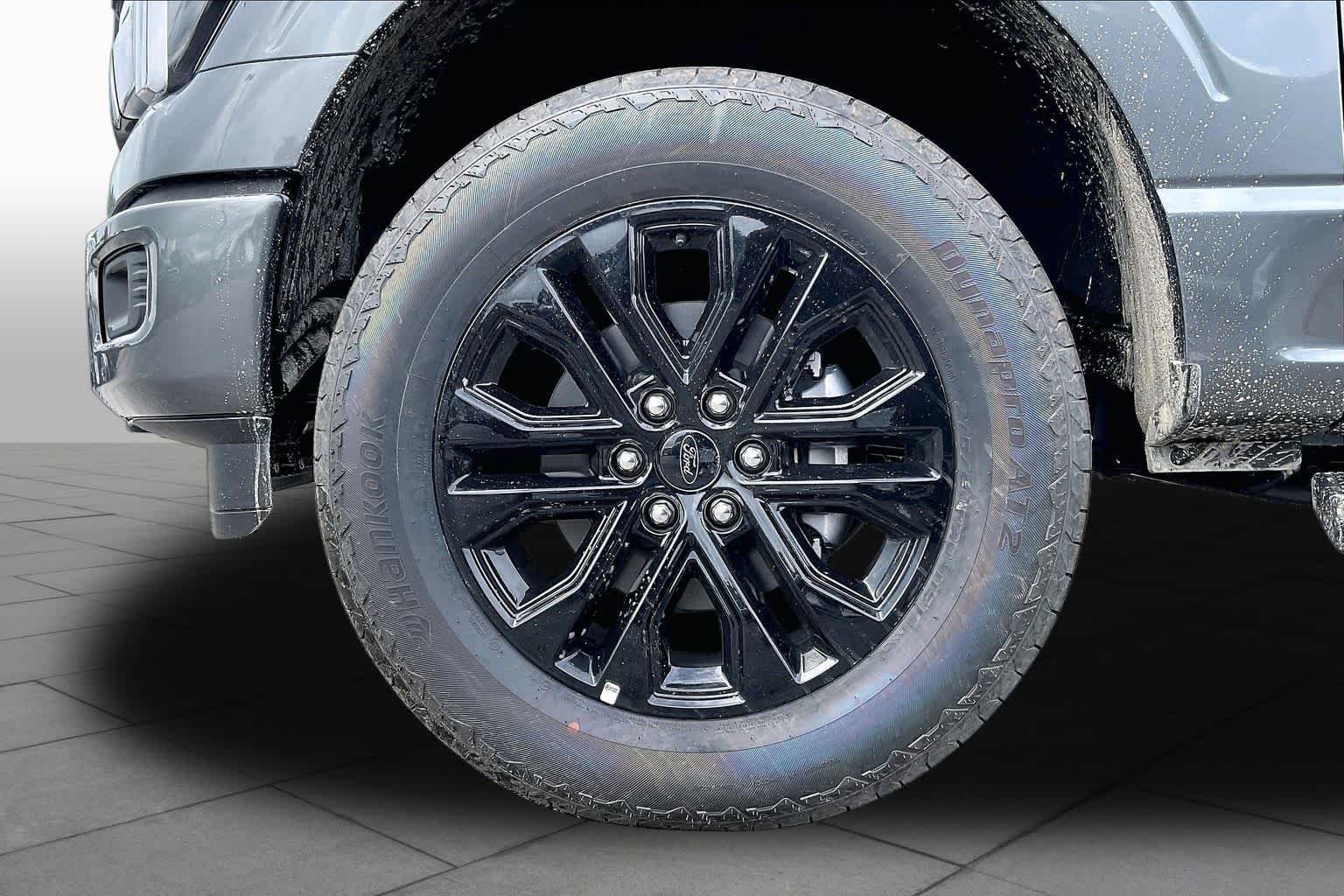 New 2026 Carbonized Gray Metallic Ford Lariat® image 8