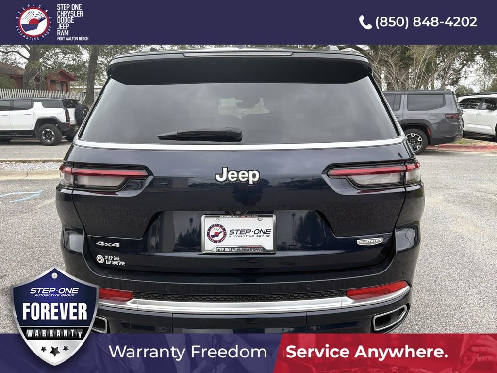 Used 2024 Black Jeep Summit image 5