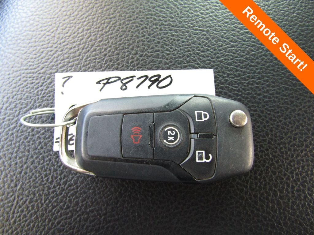 Used 2018 Black Ford XLT image 17
