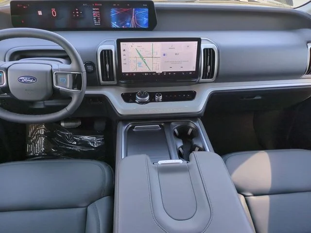 New 2026 Dark Matter Gray Metallic Ford MAX Active image 15