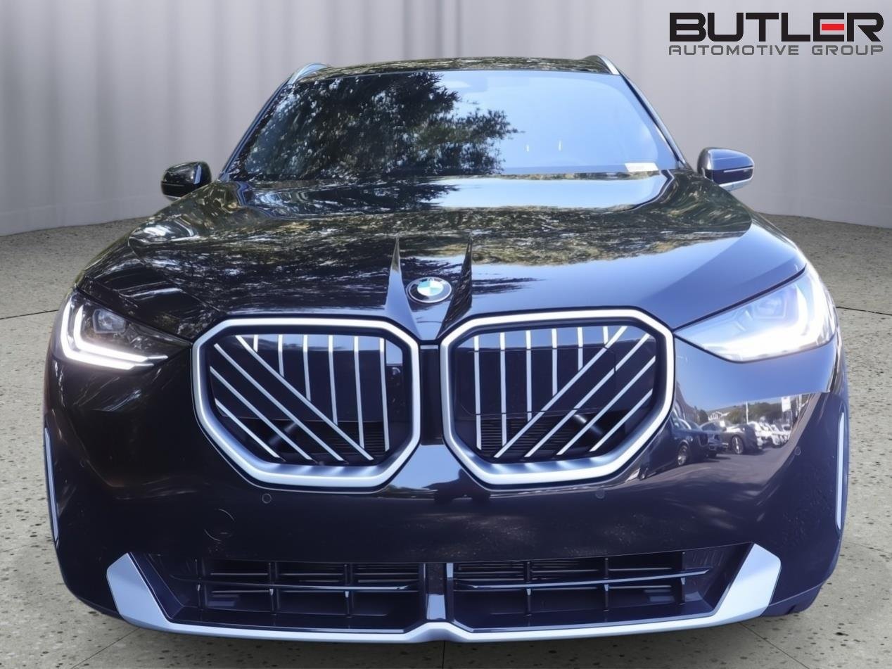 Used 2026 Black Sapphire Metallic BMW 30 xDrive image 2
