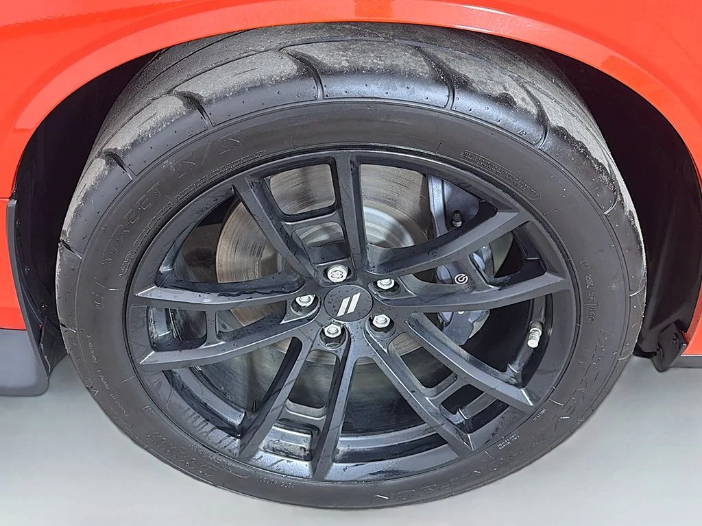 Used 2022 Go Mango! Dodge R/T Scat Pack image 17