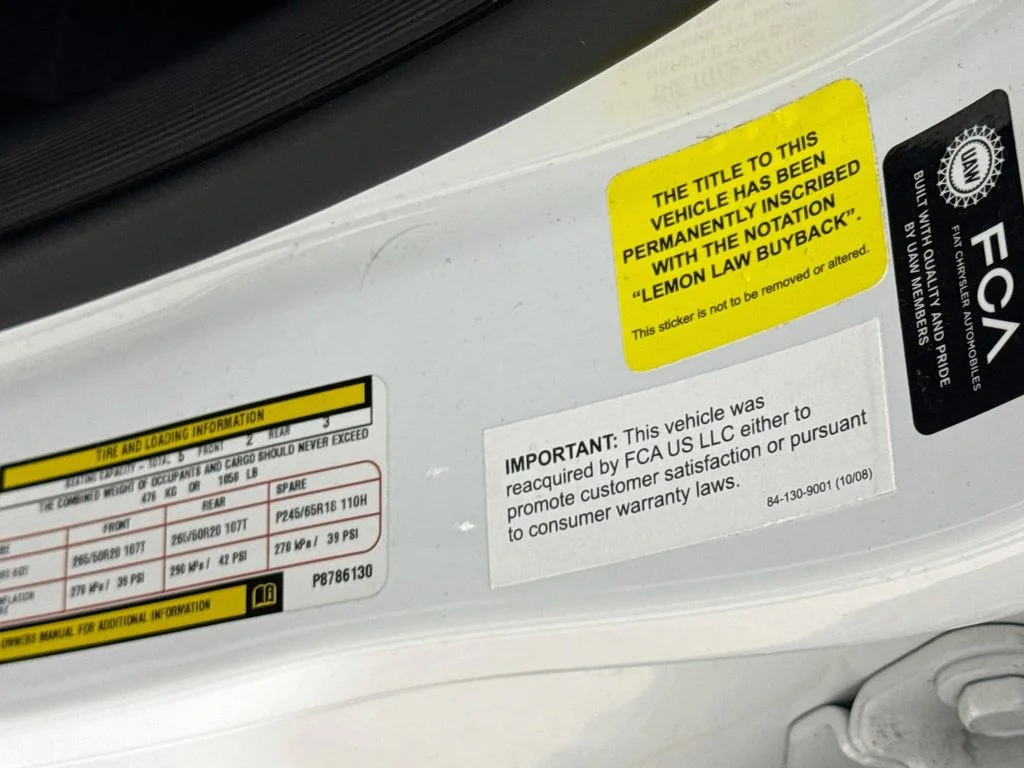 Used 2023 White Jeep 4xe image 33
