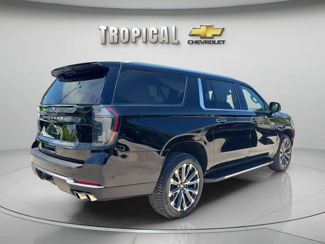 Used 2025 Black Chevrolet High Country image 5